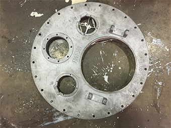 �͹޳��˿׸�